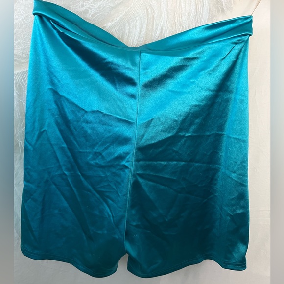 Blue/Teal Satin Short & Bodysuit Set - Picture 5 of 5